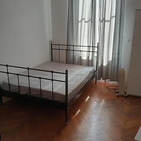 Apartament Batorego-3